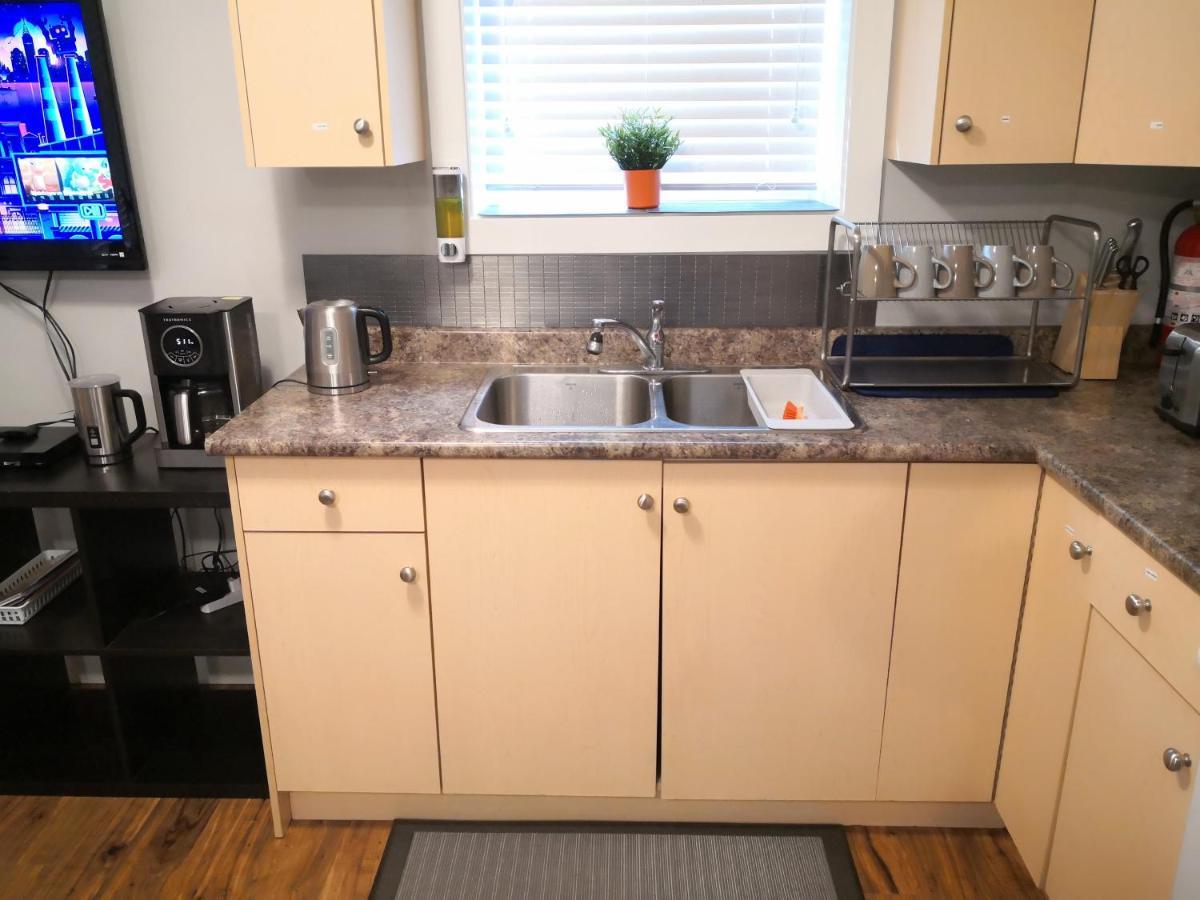 Entire Forest Home Near Nature & Amenities 서레이 외부 사진