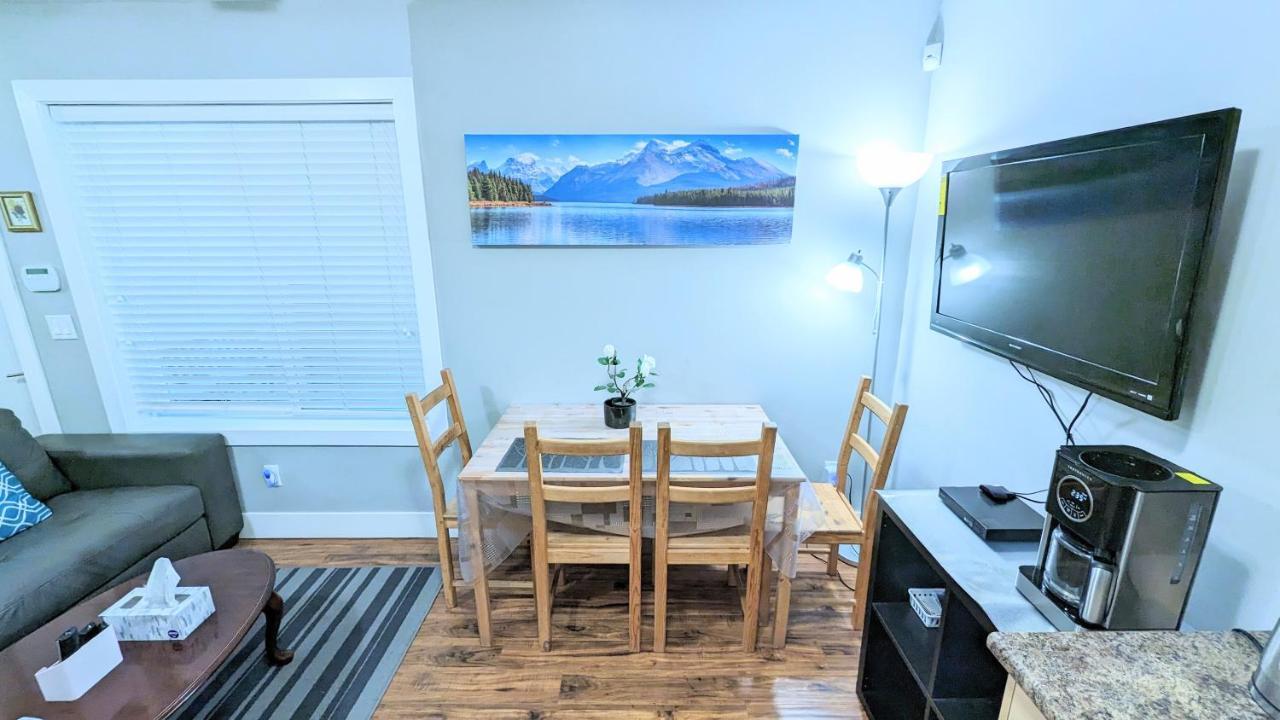 Entire Forest Home Near Nature & Amenities 서레이 외부 사진